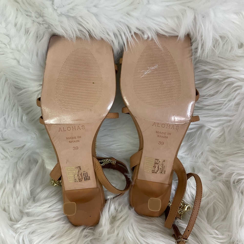 NEW REVOLVE Alohas Camel Chain Strap Leather Heeled Open Square Toe Sandals 8.5 - Picture 9 of 9